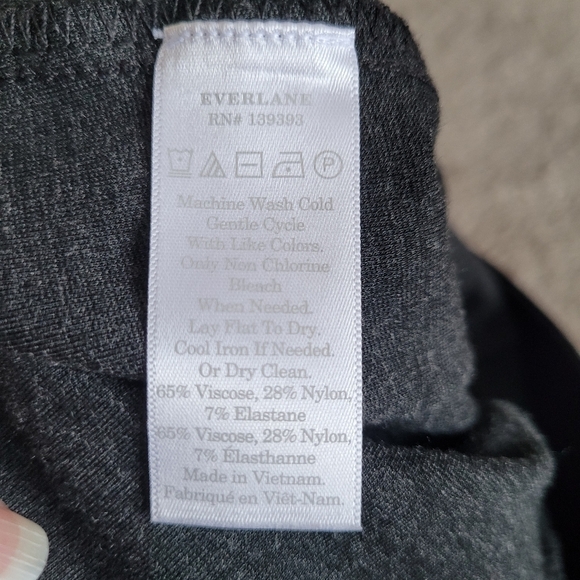 Everlane dark grey skinny fit pants size 2​ - Picture 9 of 9